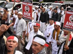 Democracy and Islam in Indonesia Democracy and Islam in Indonesia