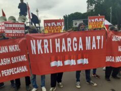 A Review of Contesting Indonesia: Islamist, Separatist, and Communal Violence since 1945